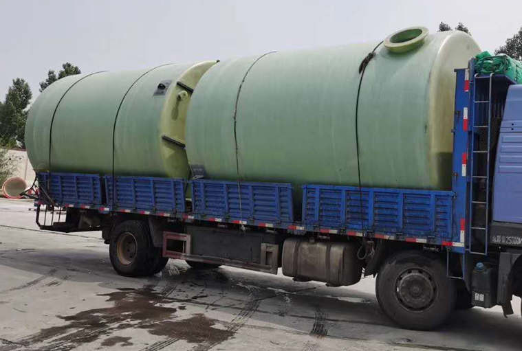 玻璃鋼儲罐制造商-專業(yè)制造-質量有保障